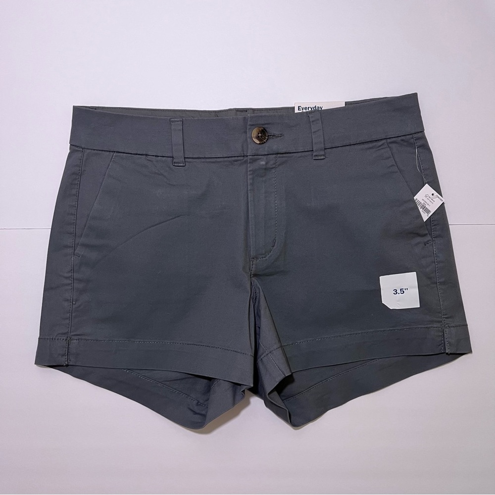 NWT Old Navy Everyday Short Mid-Rise 3.5” Inseam Blank Slate Gray Size 04 - Picture 2 of 6